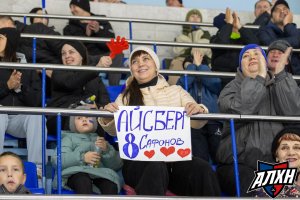 19.10.2025. Сезон 2025-2026. Айсберг-2 - Молот-2. Регулярный чемпионат. Группа Б.