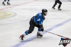 19.10.2025. Сезон 2025-2026. Айсберг-2 - Молот-2. Регулярный чемпионат. Группа Б.